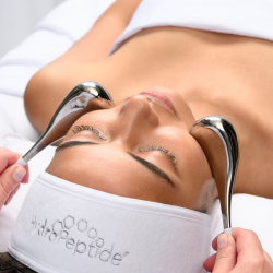 Uplifting Power Facial